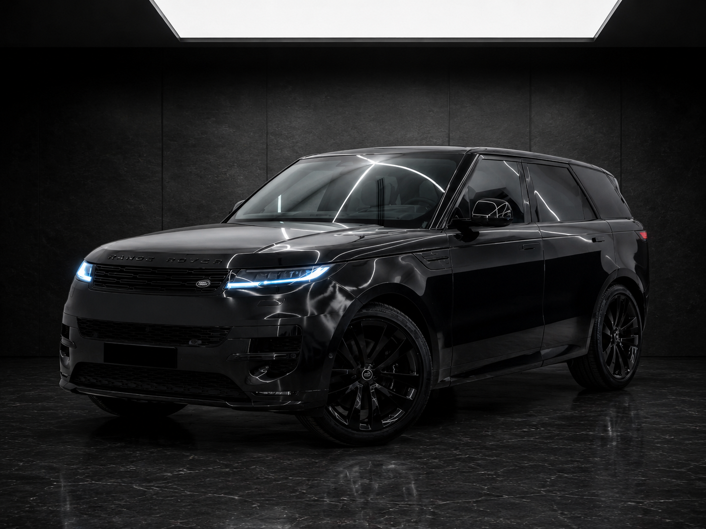 Rent Range Rover Sport HSE in Dubai